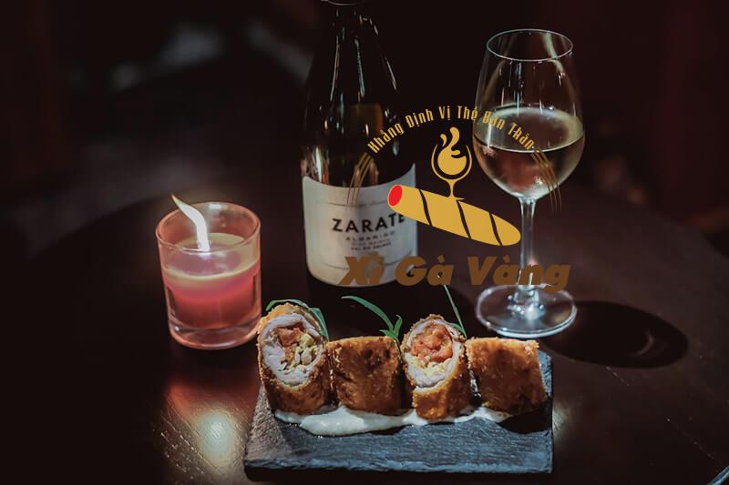 Rượu vang kích thước Piccolo phù hợp sử dụng cho cặp đôi